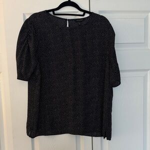 Banana Republic Factory Black and White Women's Blouse